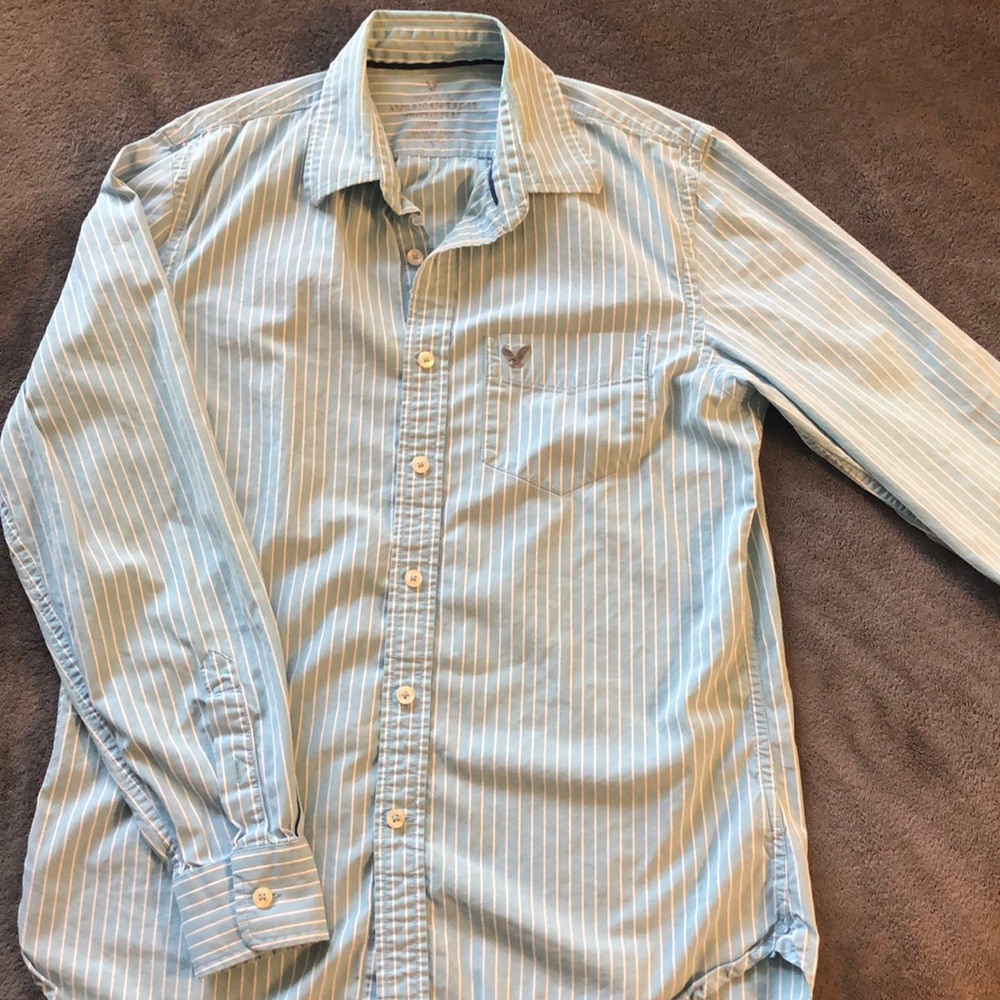 American Eagle Button Down